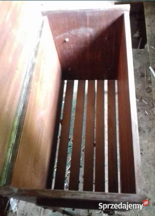 skrzynia pośćielnica z prl Więckowice