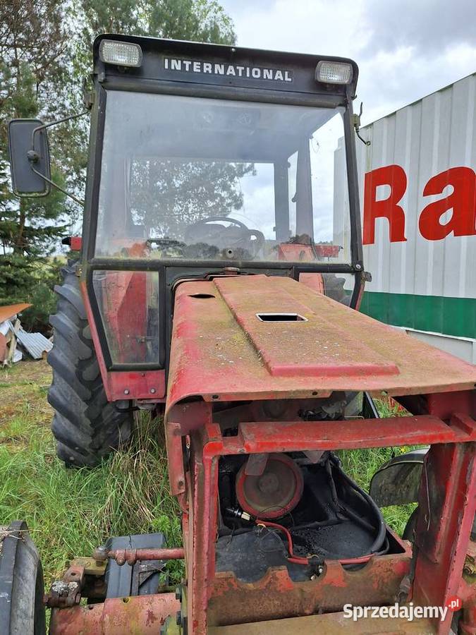 Case International 844 S na części