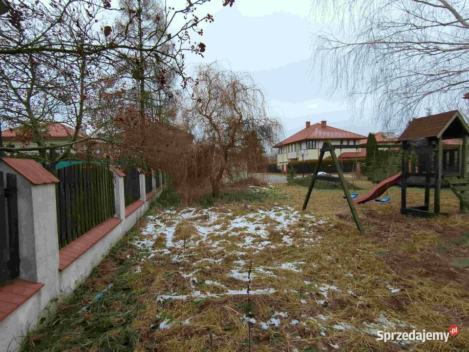 Udział 917 w nier przeznaczonej pod fragment Warszawa