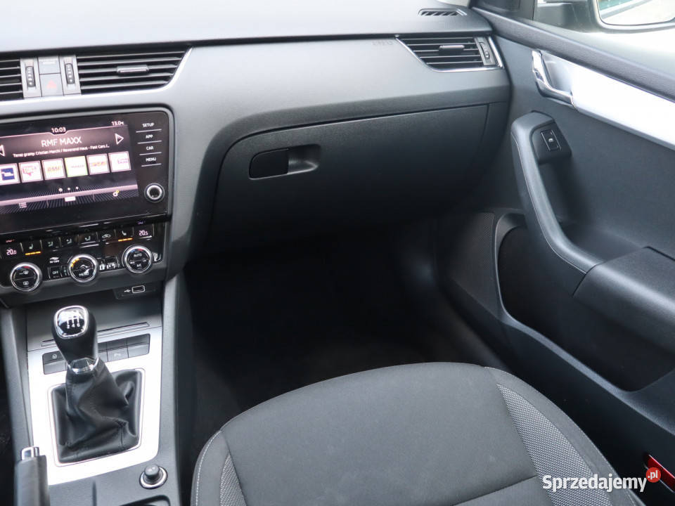 Skoda Octavia 10 TSI podgrzewane fotele śląskie Katowice sprzedam