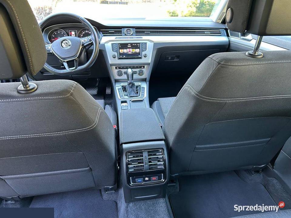 VW Passat Comfortline 18 TSI BMT 180 2016r Salon nieuszkodzony Wąsosz