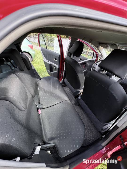Toyota yaris Rok produkcji 2008 Bełchatów sprzedam