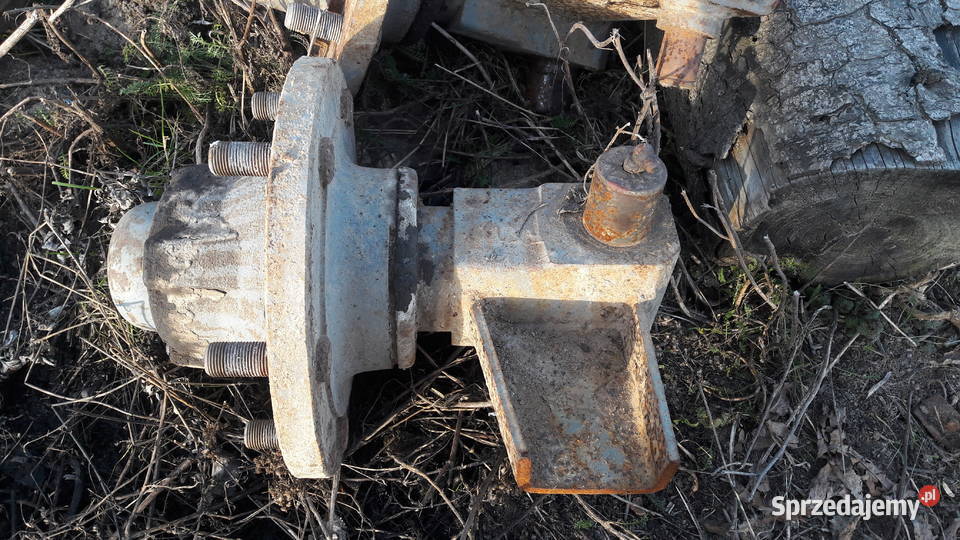 Piasta koła przyczepa d 47 d 35 d 732 rozrzutnik Syców