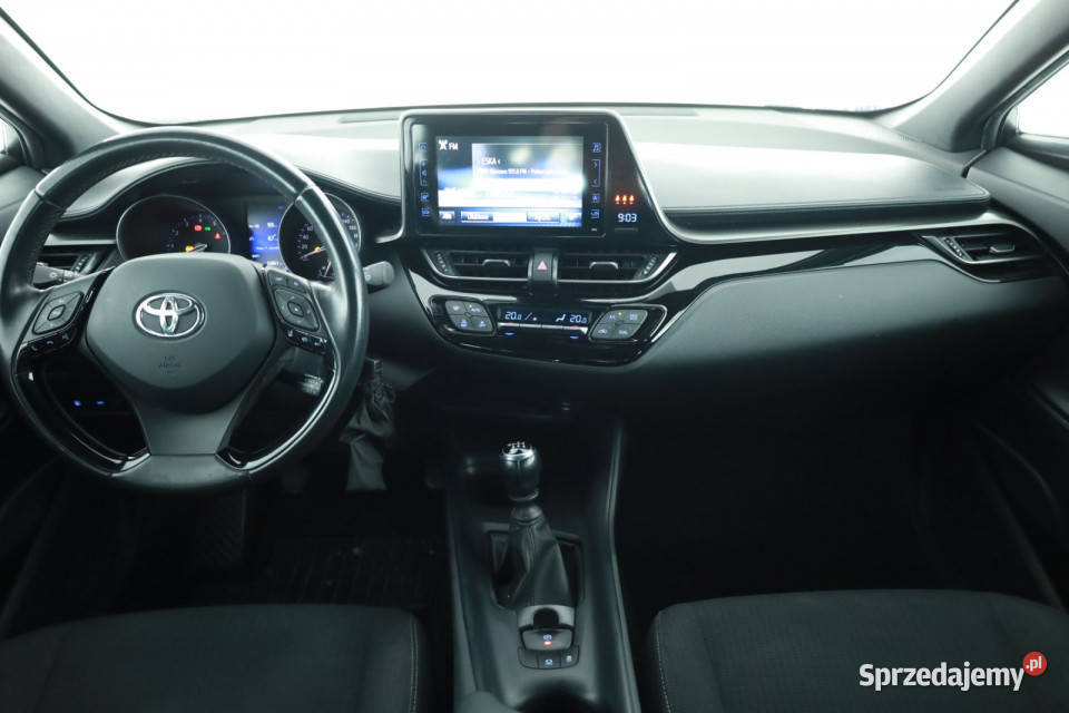 Toyota CHR 12 Turbo Rok produkcji 2017 mazowieckie Piaseczno
