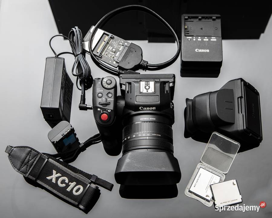 Kamera Canon XC10 plus 2 karty AV Pro CFast  160 gb