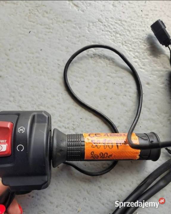 Honda CB 1000 R SC 80 2020 PRZEŁĄCZNIK PRAWY Układ elektryczny, zapłon