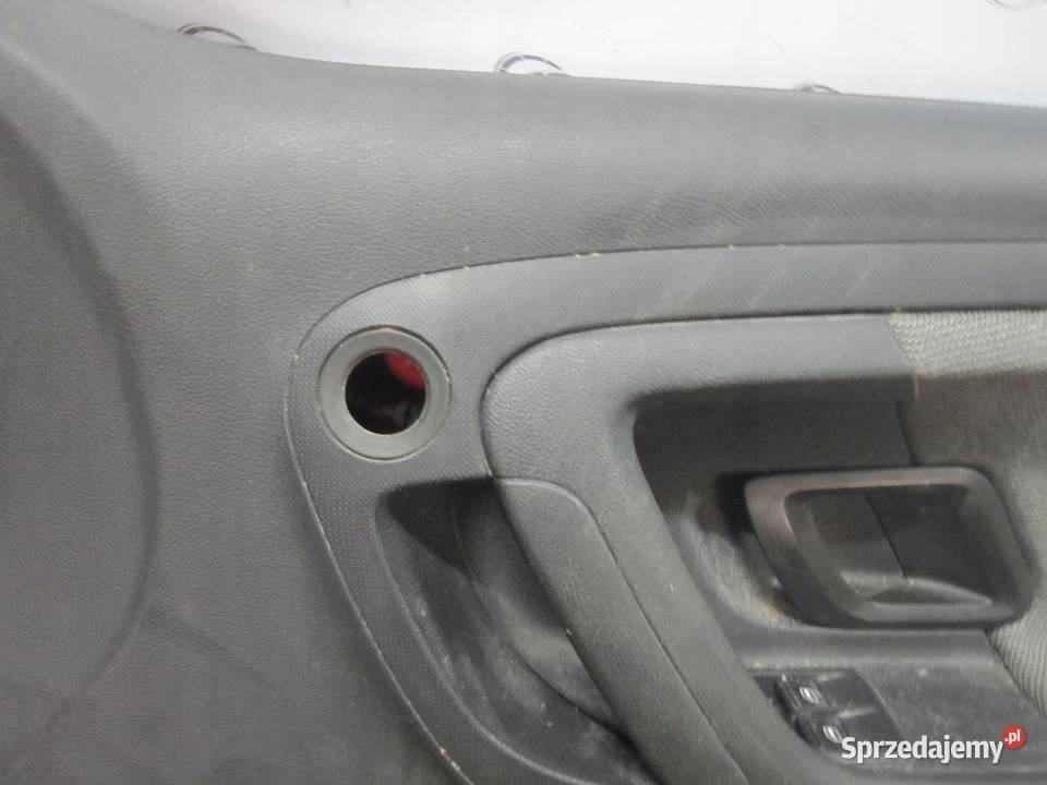 SKODA FABIA II 10r drzwi prawe przód osobowe