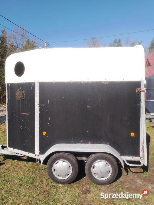 Przyczepa do przewozu 15 konia Do przewozu koni Żerdzina