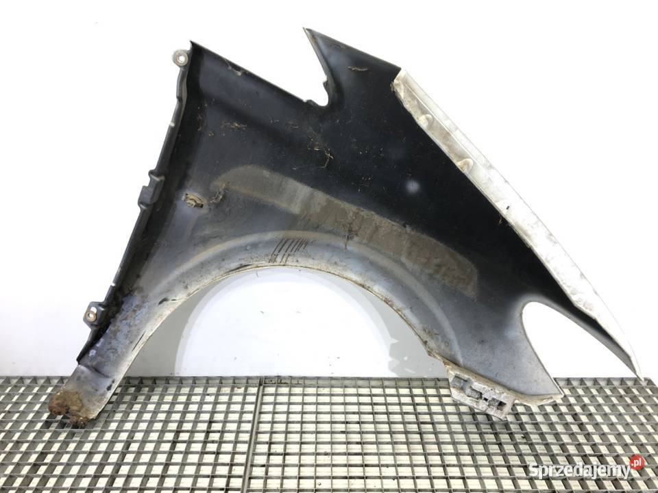 BŁOTNIK LEWY PRZÓD MERCEDES W639 Van minibus