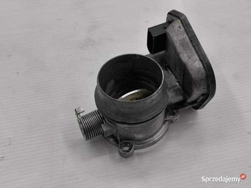 PRZEPUSTNICA POWIETRZA BMW E90 E91 20D 150