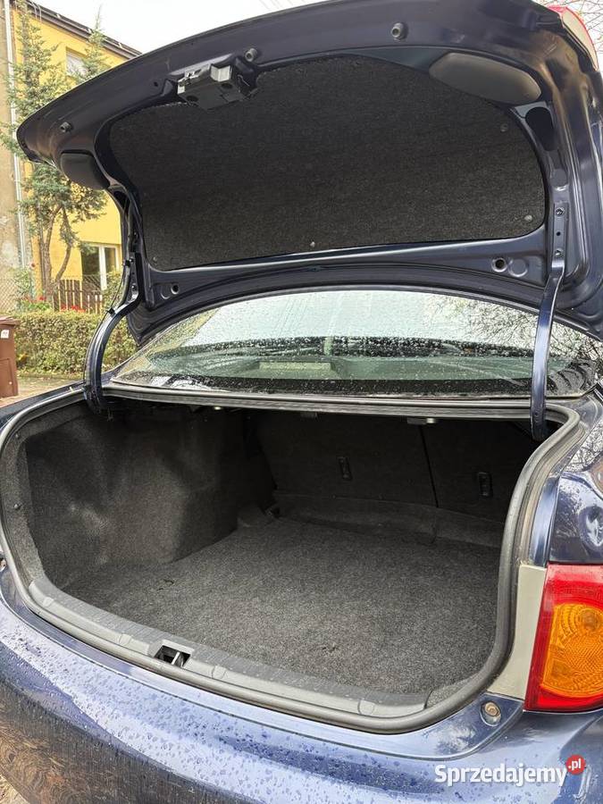 Toyota Corolla E15 hak Poznań sprzedam