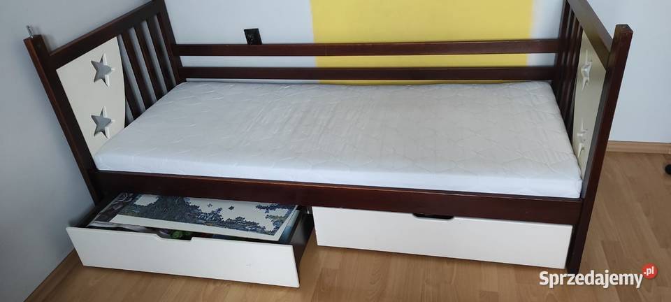 łóżko piętrowe z szufladami i materacami 80x200 Wronki