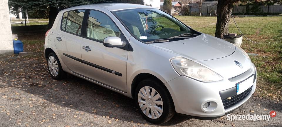 Renault Clio 12 benzyna 20102011 148 przebiegu srebrny