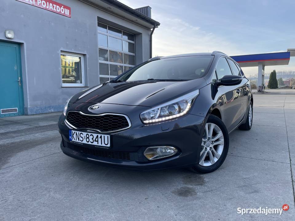 Niski Przebieg Bezwypadkowy Led radio sprzedam