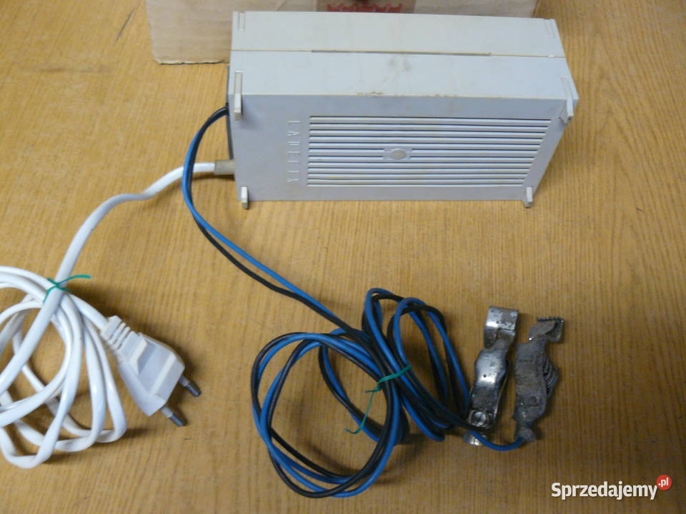 rostownik firmy LADEFIX 25 amp Made in DDR 6V lubuskie Nowa Sól