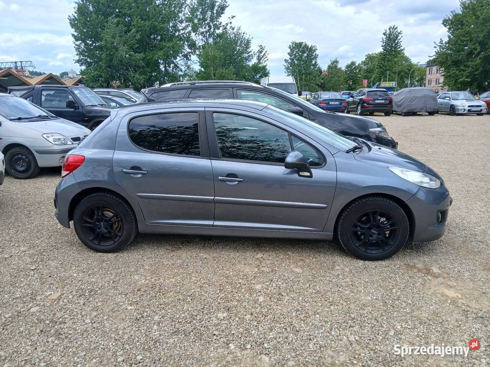 Peugeot 207 automat 14gaz klima zarejestrowany nieuszkodzony Przemyśl