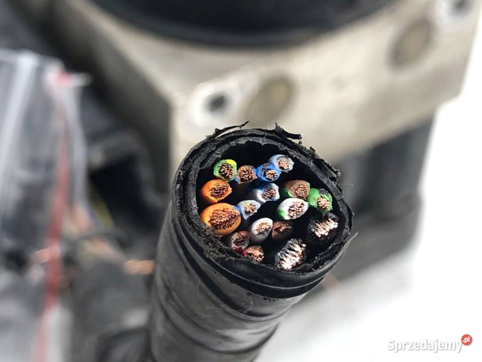 POMPA ABS FORD FIESTA MK6 2S612M110CE 13 69 0114