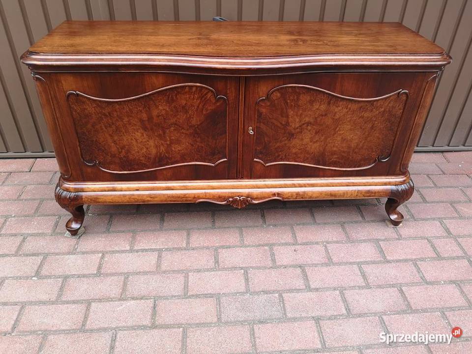 Komoda Niska Ludwik Chippendale Orzech 132