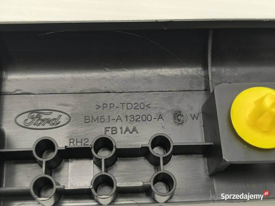 LISTWA NAKŁDKA PROGU PRAWA FORD FOCUS MK3 LIFT wielkopolskie sprzedam