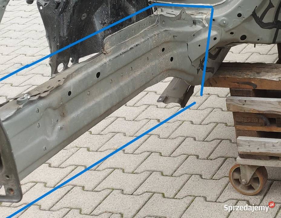 Mazda CX60 2023r podłużnica prawa przód przednia