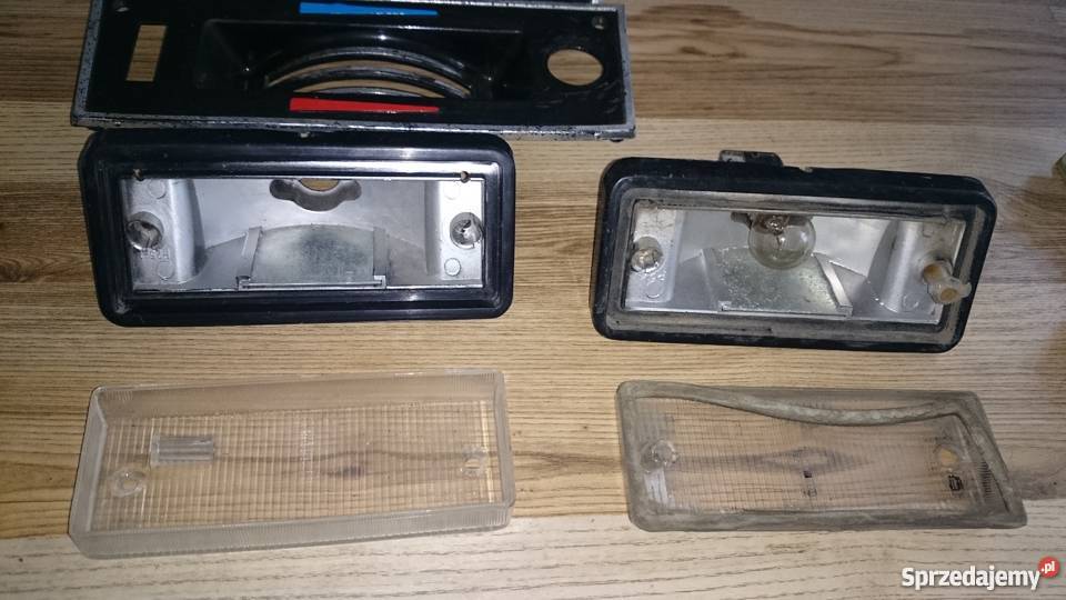 Nowa tylna lampa do Fiata 125p Pozostałe Ryki