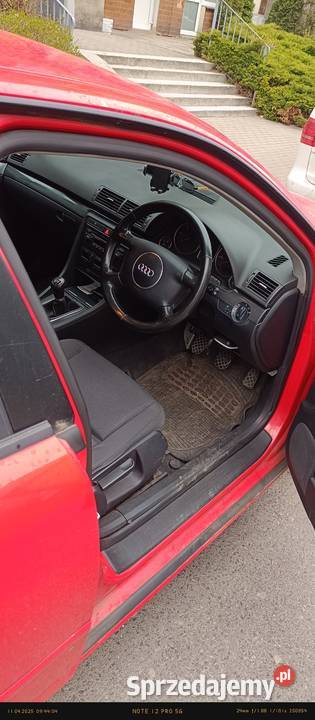 Sprzedam audi a4b6 w Angliku Pabianice