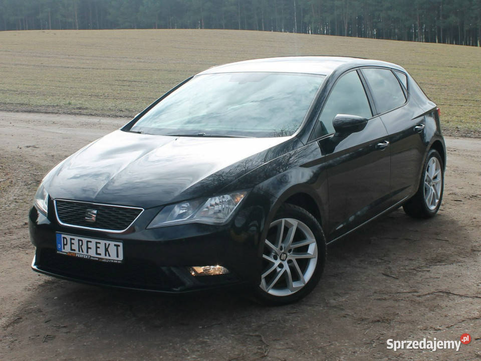 Seat Leon 16 TDI 105 Klimatronik TELEFON gniazdo AUX Zielenin