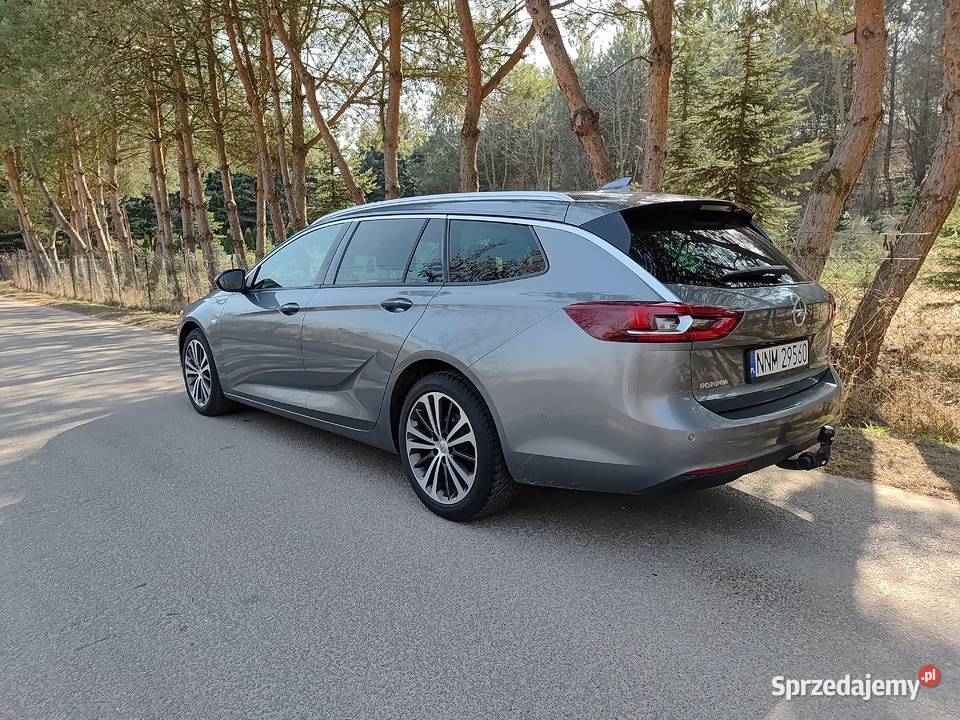 Opel insigniaastra sports tourer 20 170 z 2017r Ćmielów
