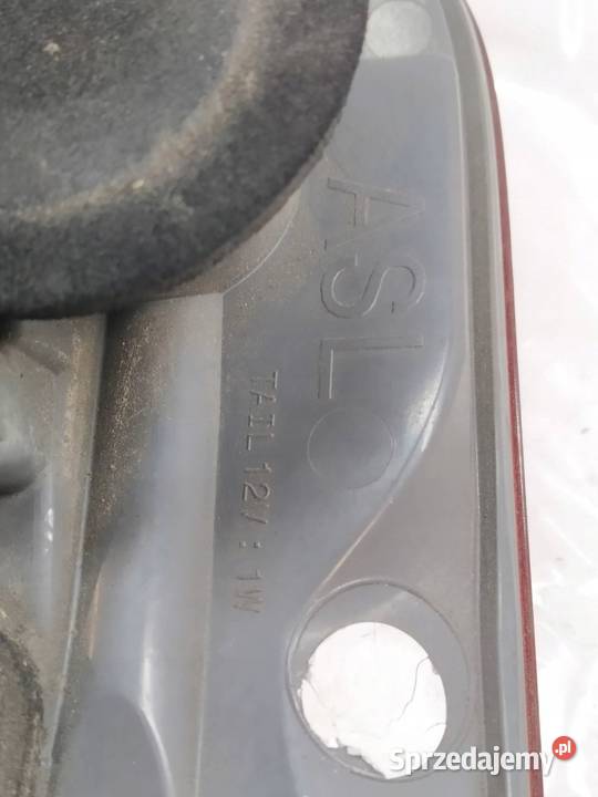 LAMPA TYŁ W KLAPĘ LEWA SEDAN EU T27 Toyota