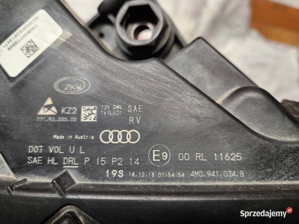 Lampa prawa Audi Q7 Łódź