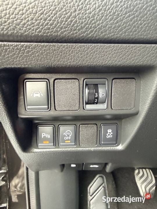 Nissan Qashqai 12 benzyna 2017r sprzedam