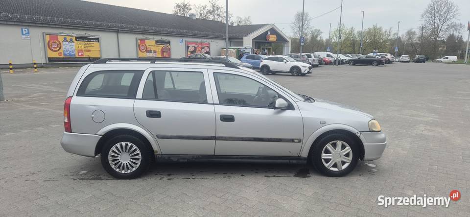 Opel Astra z 2001 roku Mozliwa zamiana na skuter Samochody osobowe Szczecin sprzedam