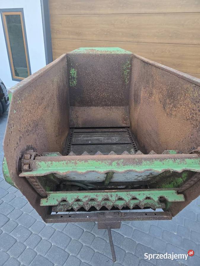 Mini paszowóz samojezdny Wąbrzeźno