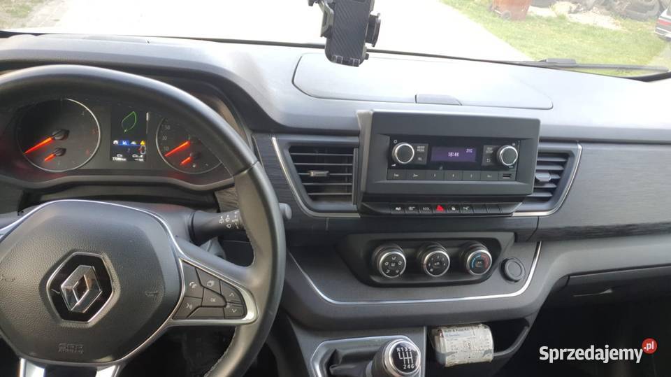 Renault Trafic 20 dCi osobowy 2022 manualna Mielec