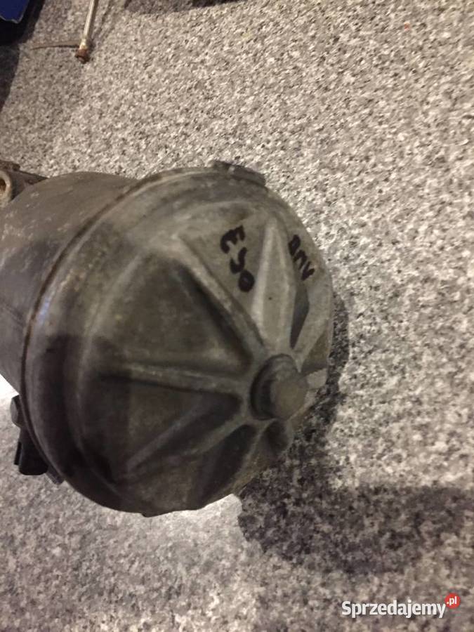 Obudowa filtra oleju BMW E30 318i 18 benzyna Silniki i osprzęt Darłowo