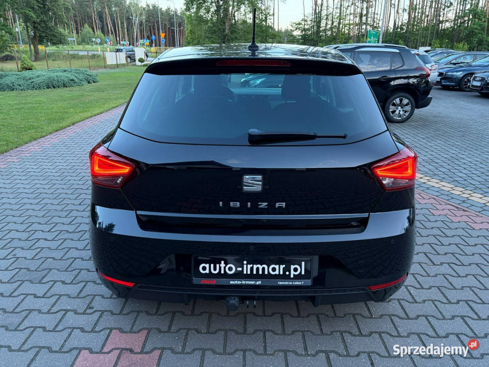 Seat Ibiza 16 TDI Kamera cofania Czujniki światła do jazdy dziennej Lipówki