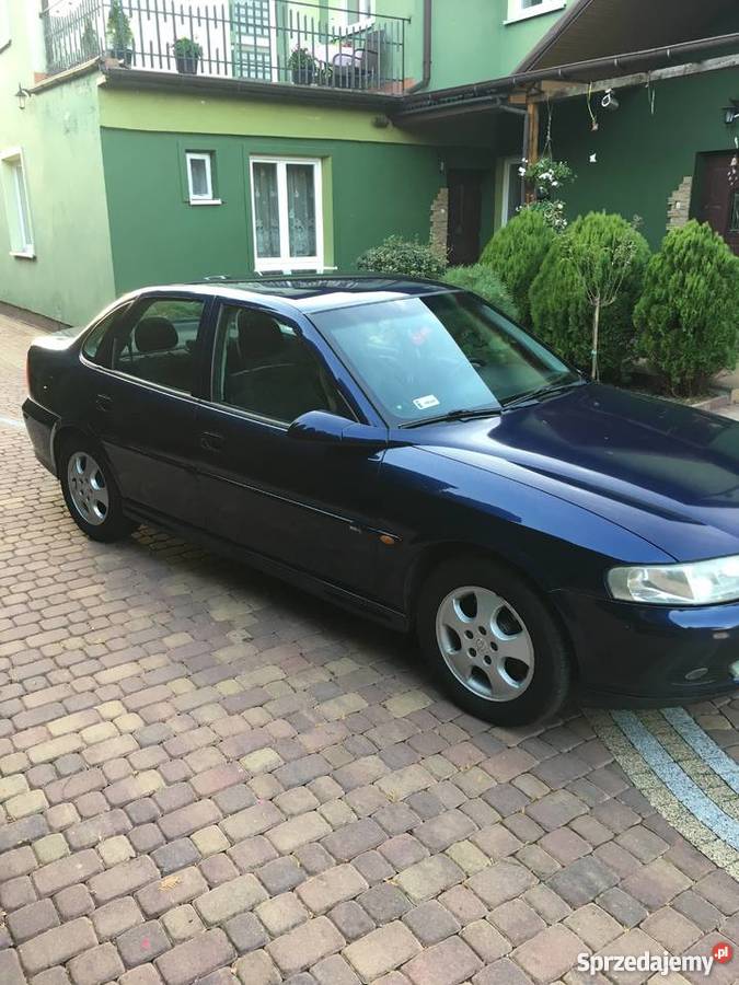 Opel Vectra B Lift Edycja Limitowana 100 16B Mokra Prawa sprzedam