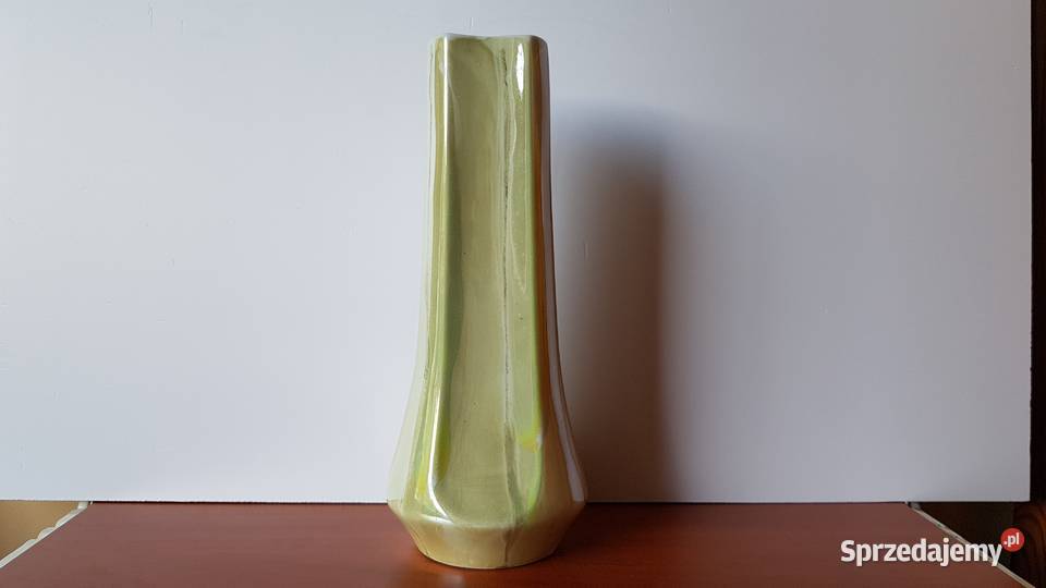 Porcelanowy wazon Krokus Bogucice porcelana PRL śląskie Dąbrowa Górnicza