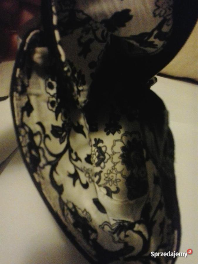 Buty tenisówki na obcasie 24cm sprzedam