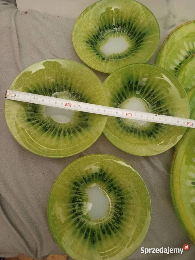 Piękny kolekcjonerski zestaw zielonych talerzy Kępno sprzedam