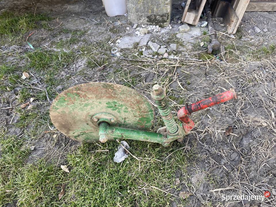 Krój tarczowy z zabezpieczeniem sprężyniwym Niezabitów-Kolonia