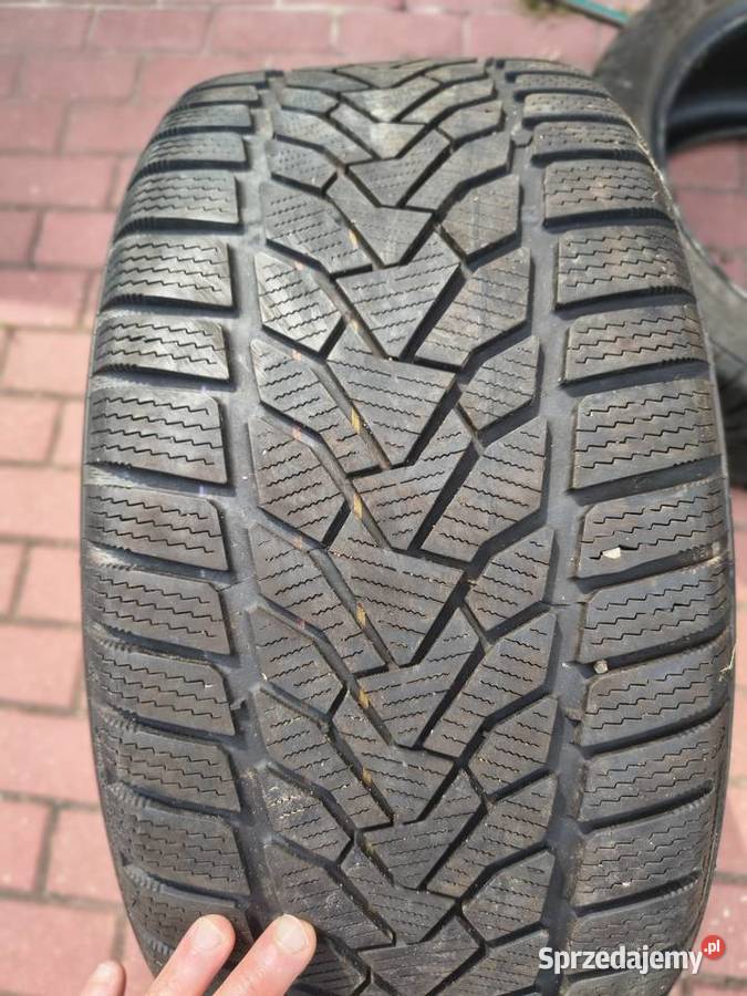 2x opony Uniroyal Winter Expert 235 45 17 97V z Opony i felgi Żukówka