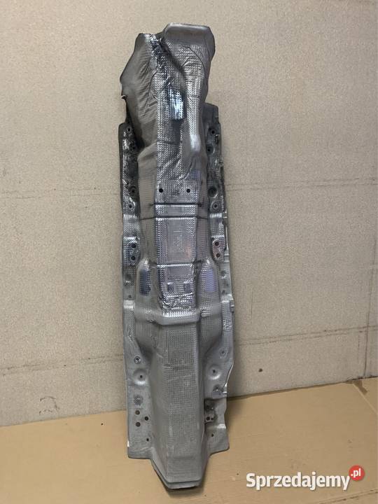 Osłona termiczna tunelu 5N0825671 vw tiguan 5N tłumiki Szczecin