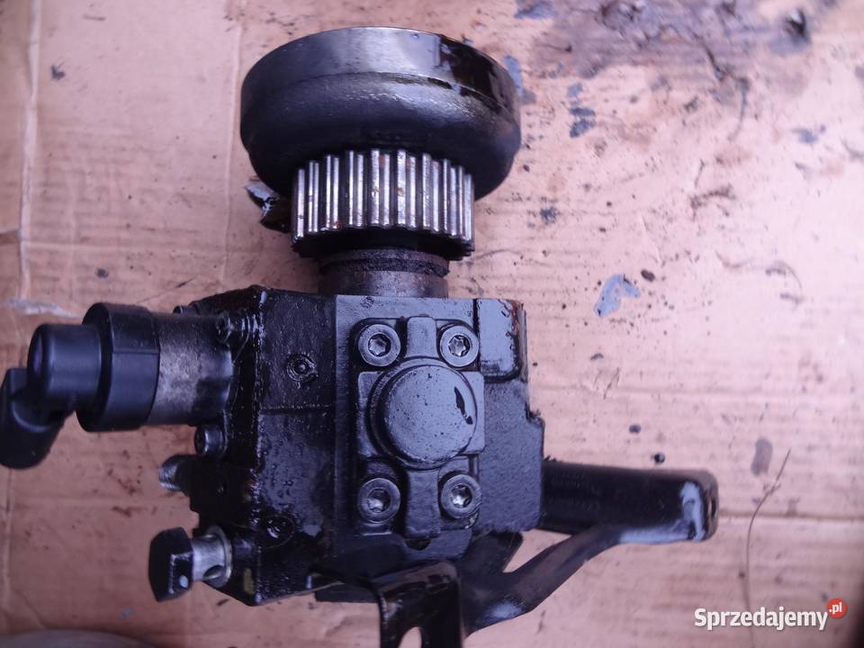 POMPA WTRYSKOWA AUDI A4 B7 27 TDI 059130755S osobowe sprzedam