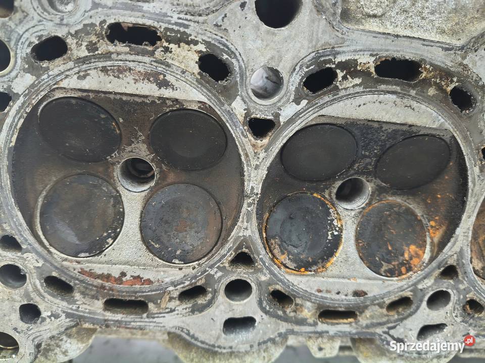GŁOWICA CYLINDRÓW Opel Astra J Meriva B Corsa D osobowe Chełm sprzedam