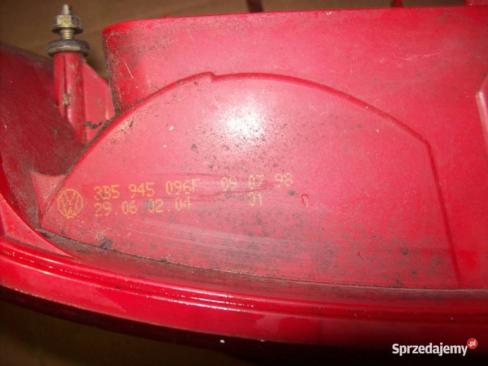 Passat B5 Sedan Lampa prawy tyl tylna prawa osobowe Lampy tylne Mińsk Mazowiecki