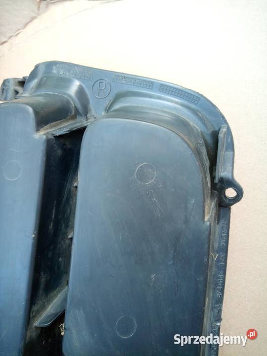 Toyota Avensis T25 Kratka zderzaka przedniego diesel Białopole sprzedam