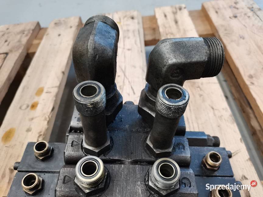 Rozdzielacz hydrauliczny CAT TH 63 Wilkowo