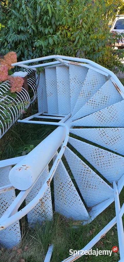 Schody zewnętrzne kręcone spiralne metalowe wielkopolskie Piła