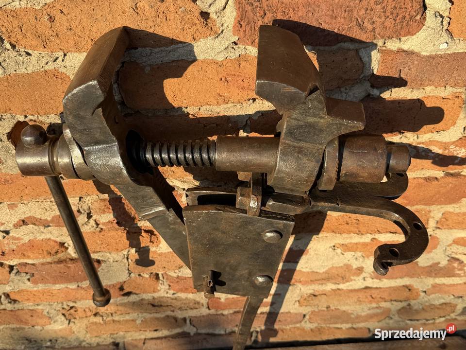 STARE IMADŁO KOWALSKIE 875 wys SZCZĘKI 11 235 Bielawa sprzedam
